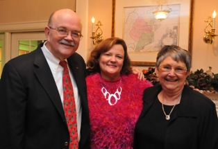 Dr. Peter Jackson, SU President Janet Dudley-Esbach and Judy Jackson